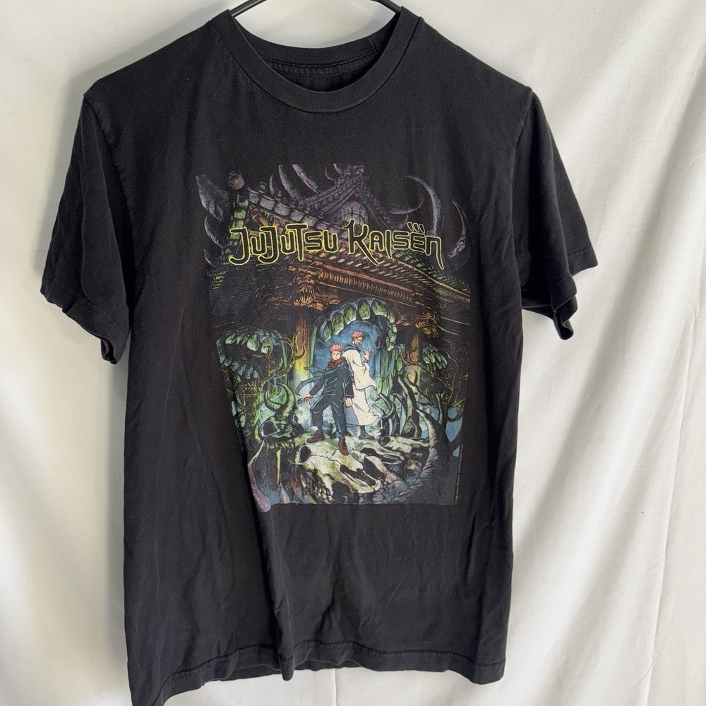 Jujutsu Kaisen Crunchyroll‎ T-shirt Adult Size Medium Itadori Anime Black